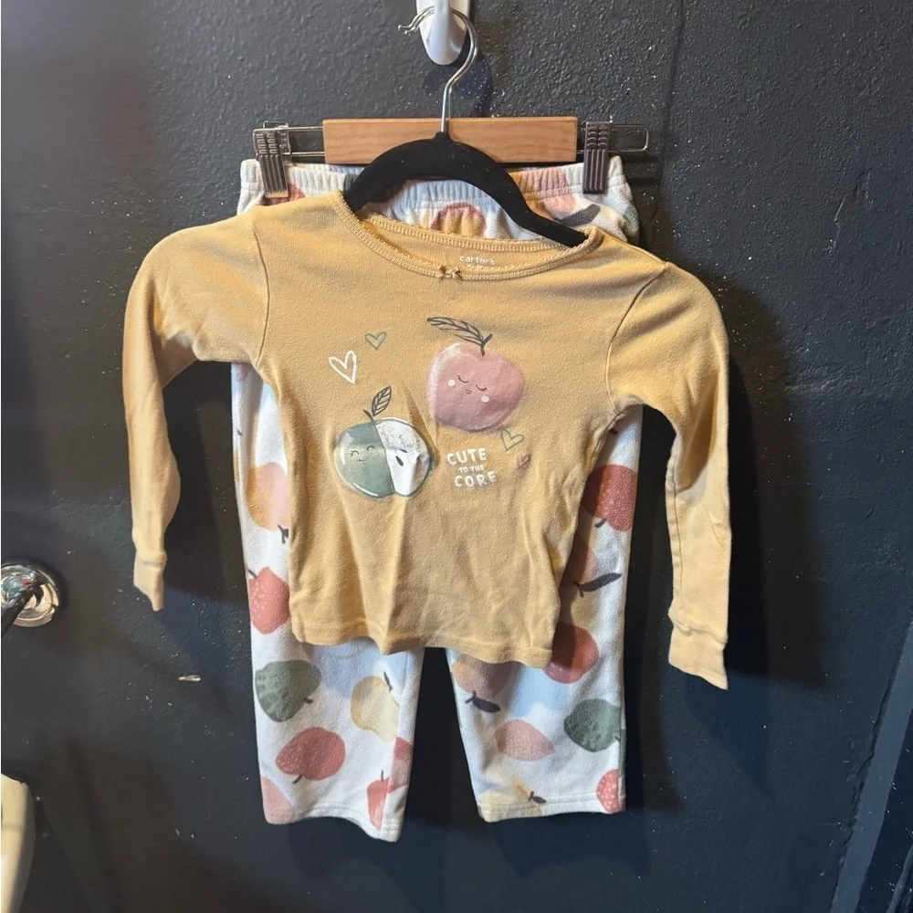 Carter's Yellow Pajama Set with Fruit Design Size 5T